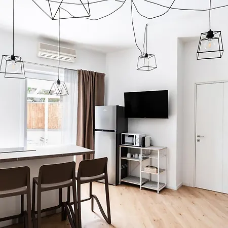 Yellow Apartment Bari